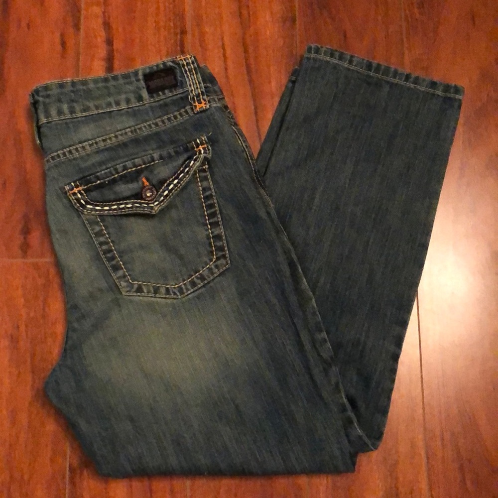 Jordache Dark Wash Straight Crop Jean